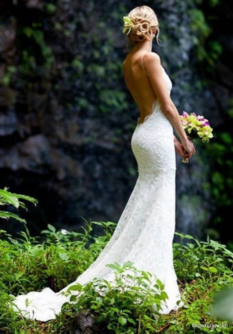 фото блондинок со спины свадебные платья
