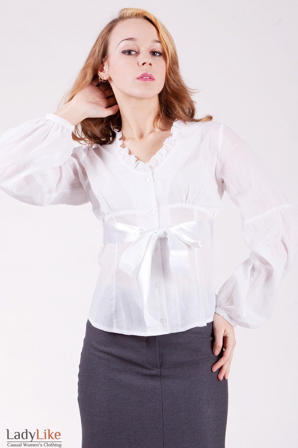 Блузка из батиста. Белая батистовая блузка. Белая блузка из Батиста. Блуза из Батиста.