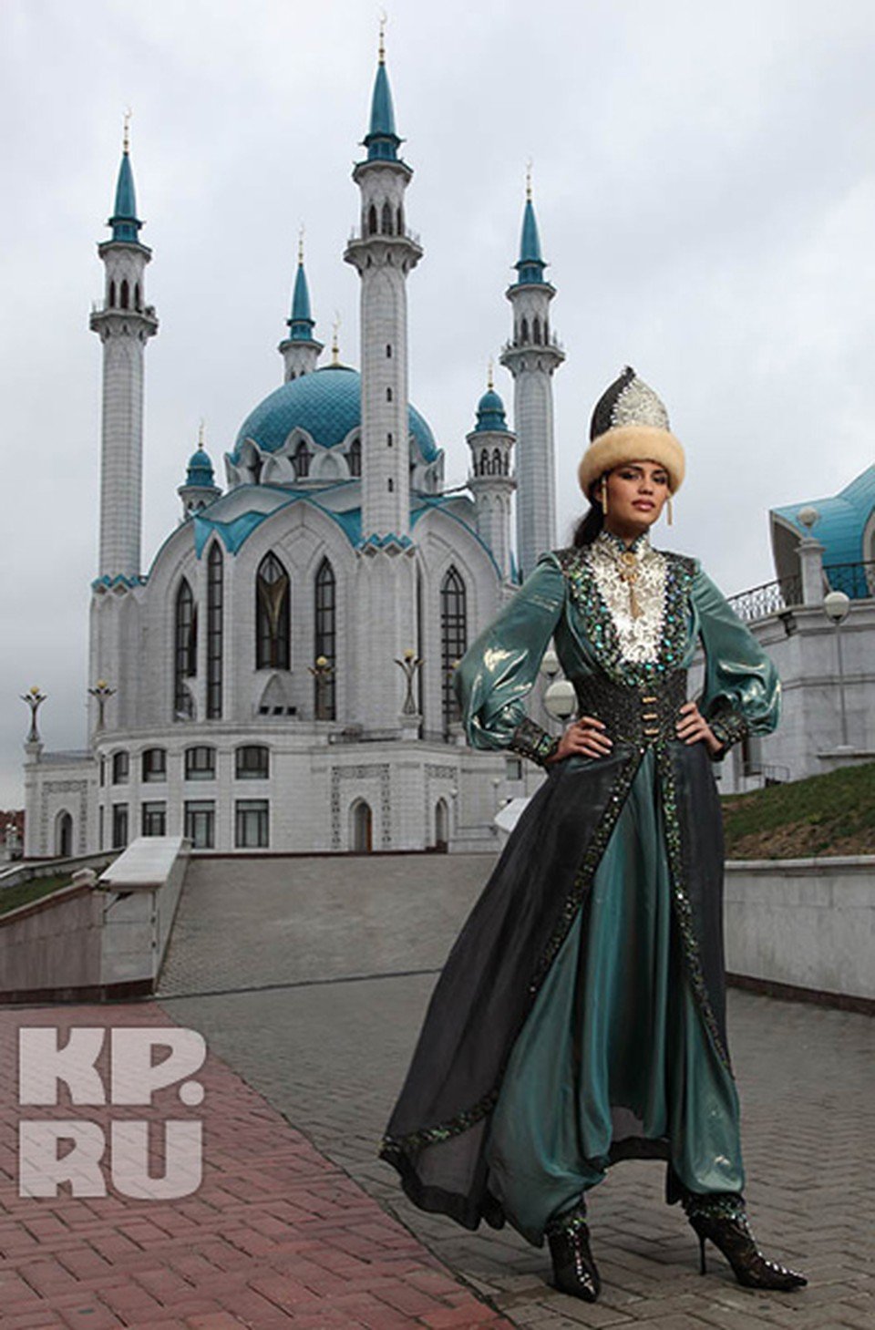 Татарский костюм женский