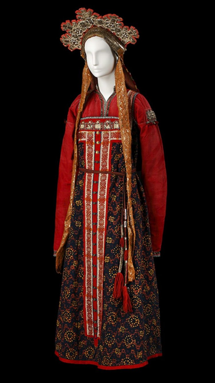 Женский костюм Московской губернии 19 век