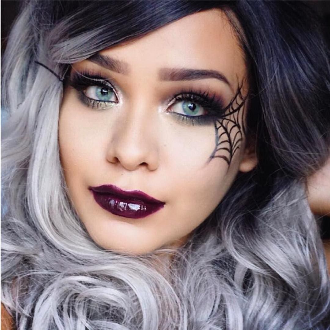Секси-ведьма: как сделать красивый макияж на Хеллоуин
