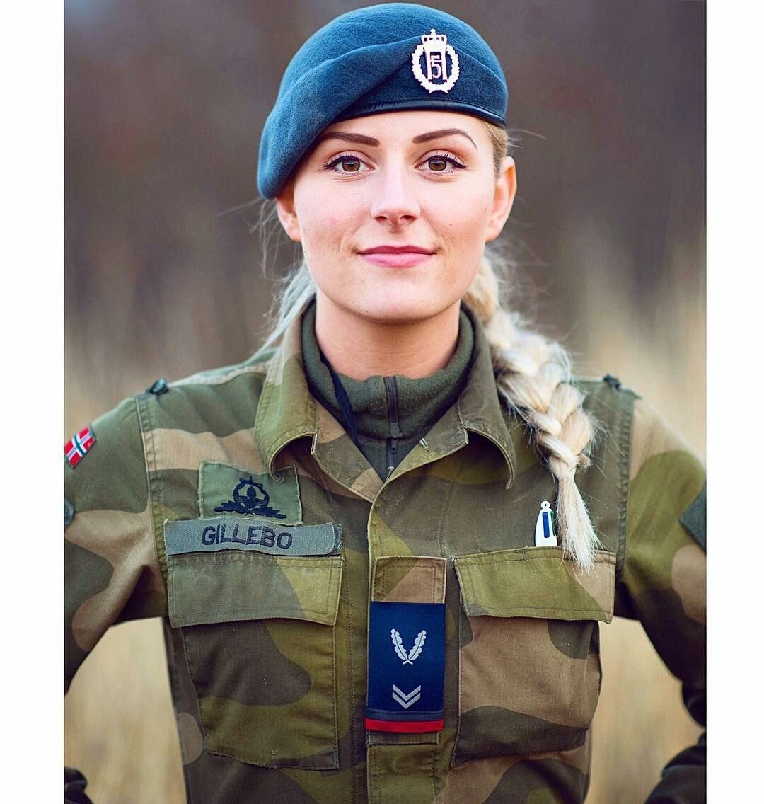 Woman soldiers