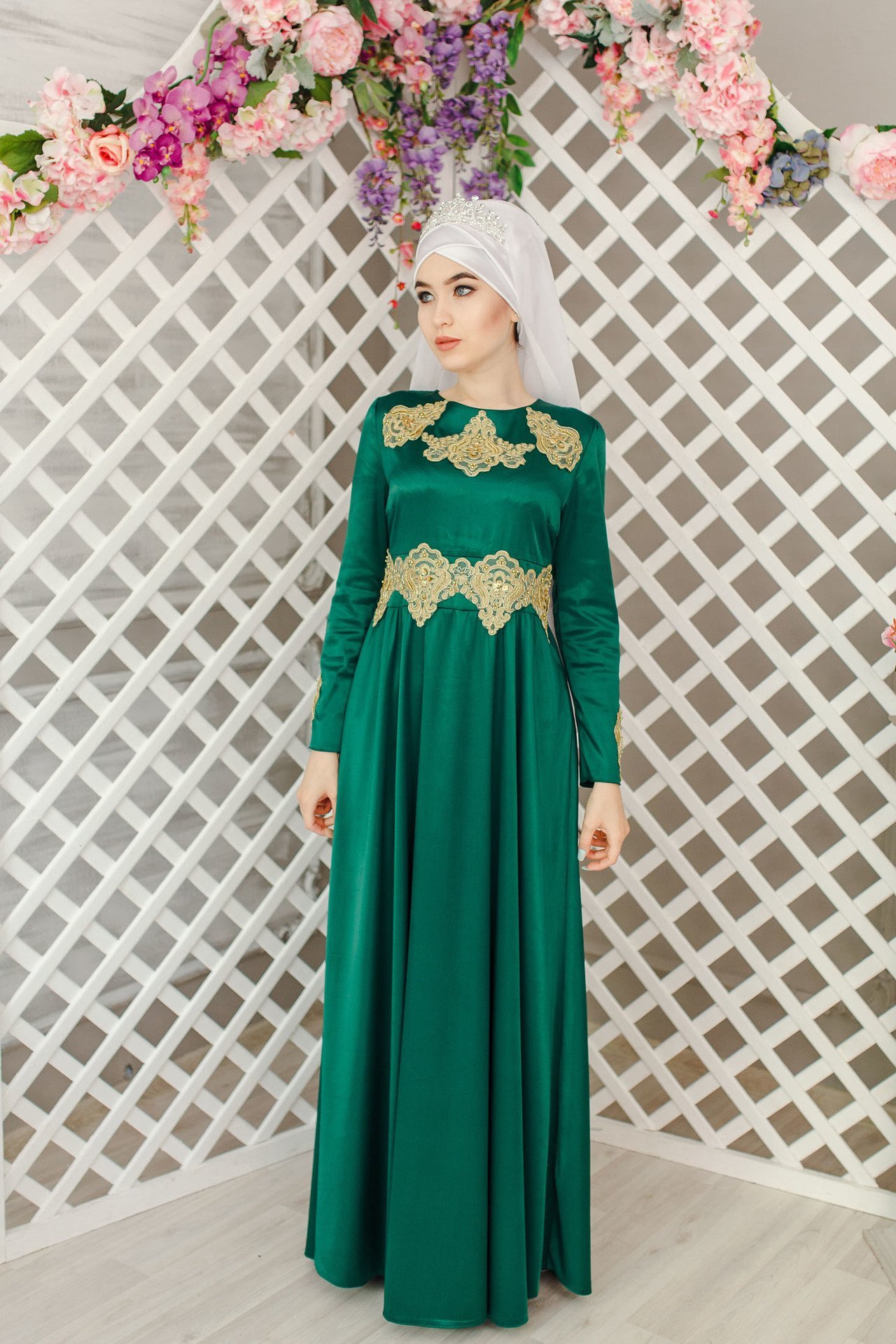Продажа мусульманских. Платье на никах. Мусульманское платье.. Платье для никяха. Мусульманские платья для никаха.