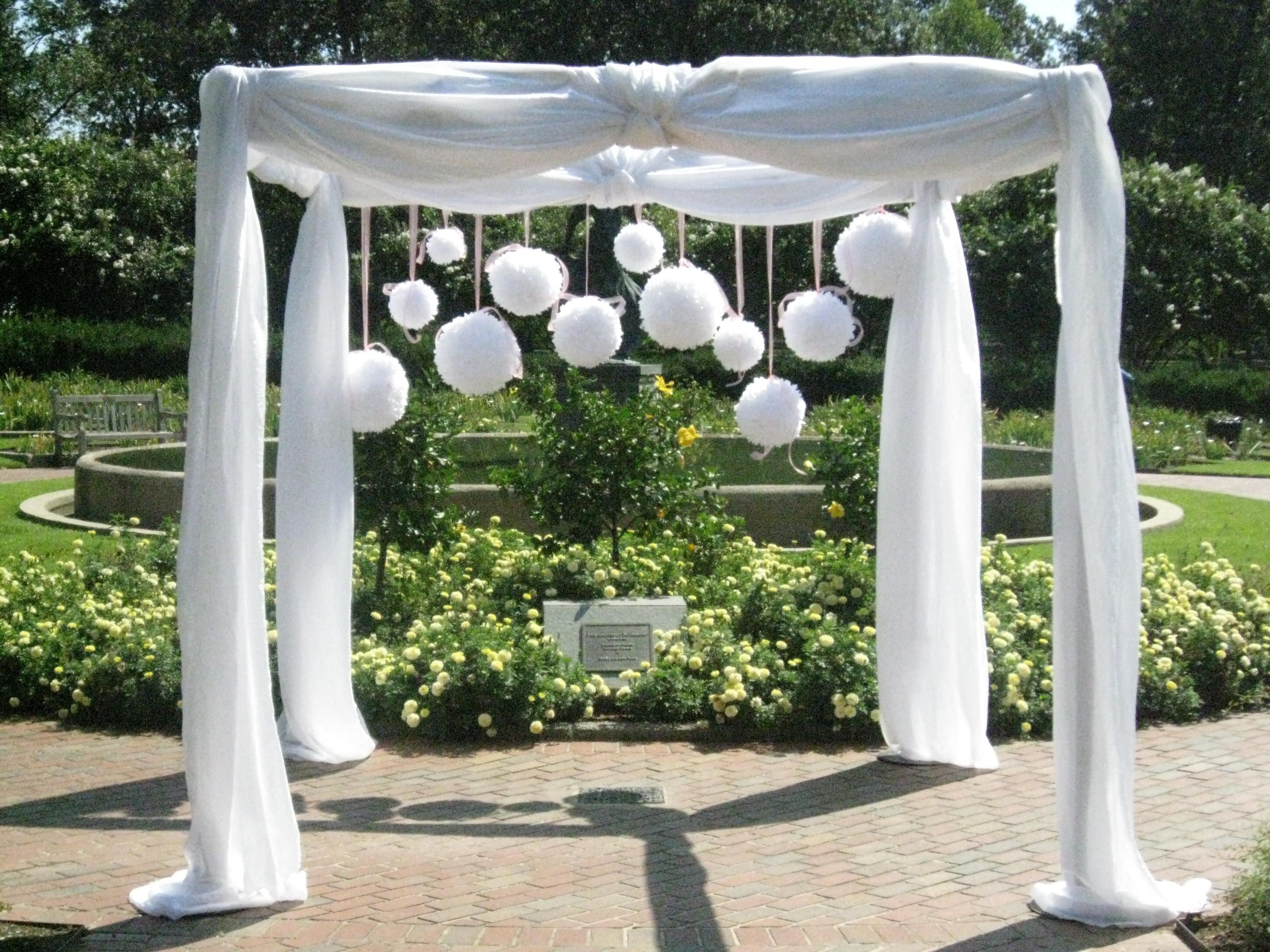Как украсить двор на свадьбу своими руками – идеи