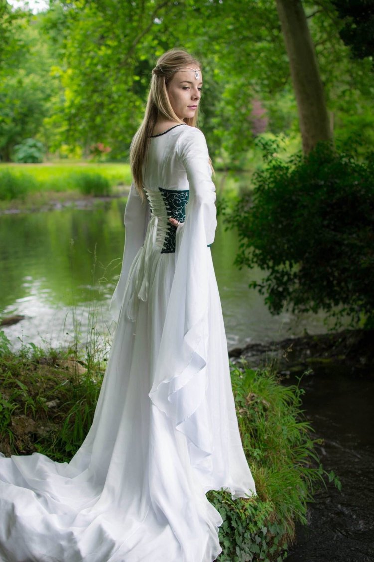 Свадебное платье в стиле эльфов