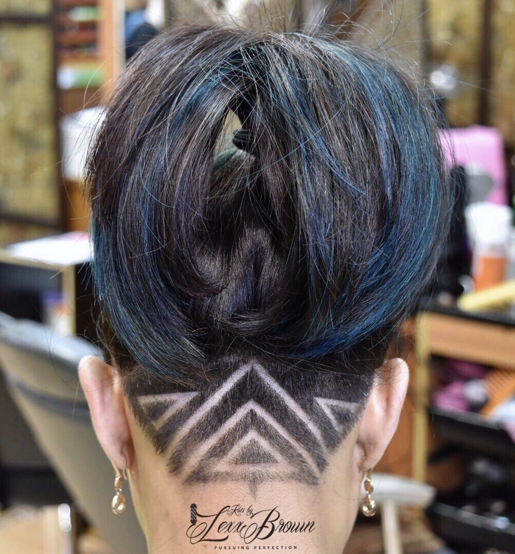 Hair tattoo — креативная стрижка рисунок на голове.