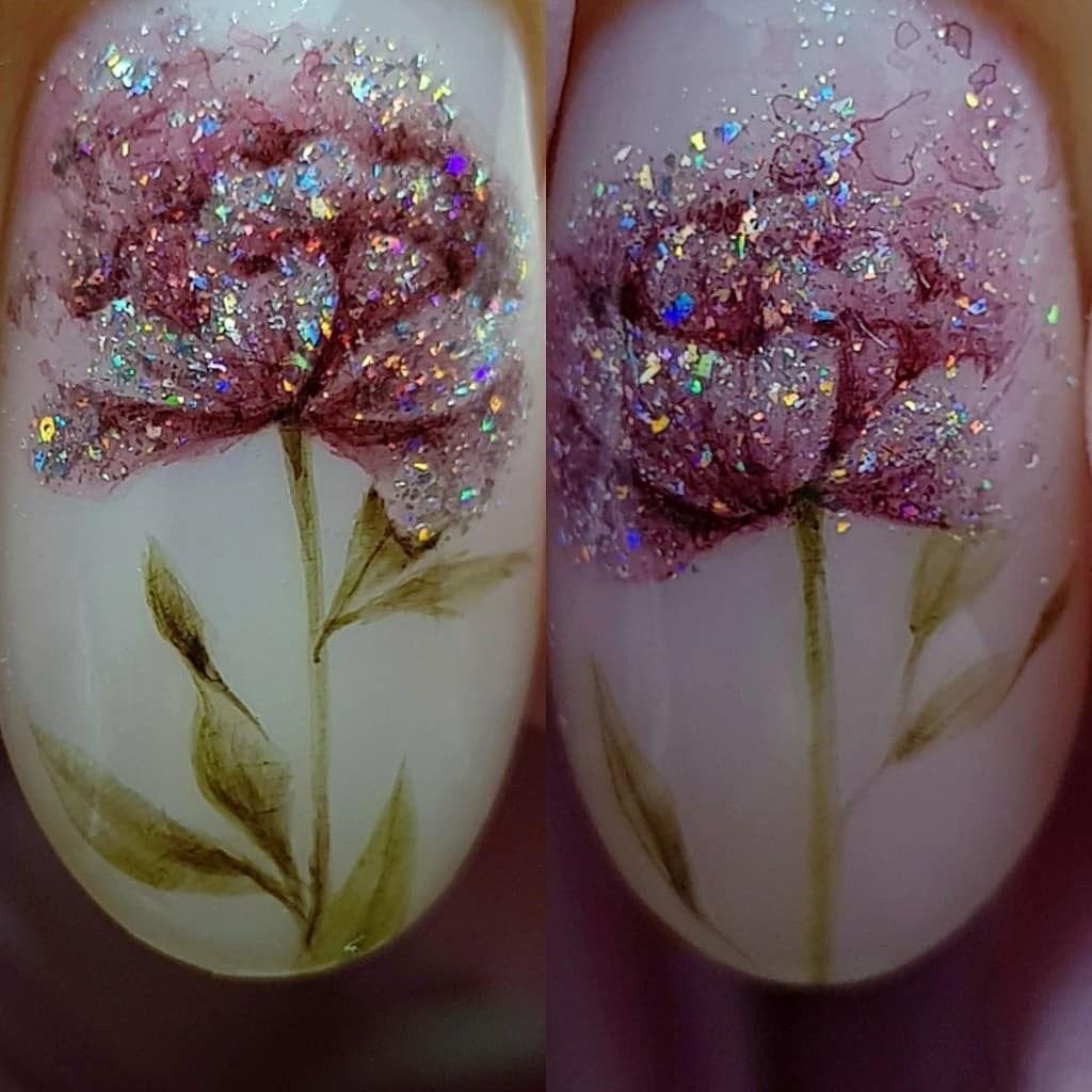 Ногти с сухоцветами 2024. Акварель на ногтях. Маникюр с сухоцветами. Роспись на ногтях. Маникюр акварельными красками.