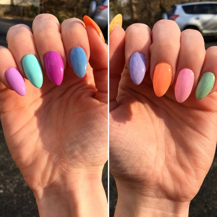Маникюр 3 пальца одним цветом и 2 пальца другим цветом