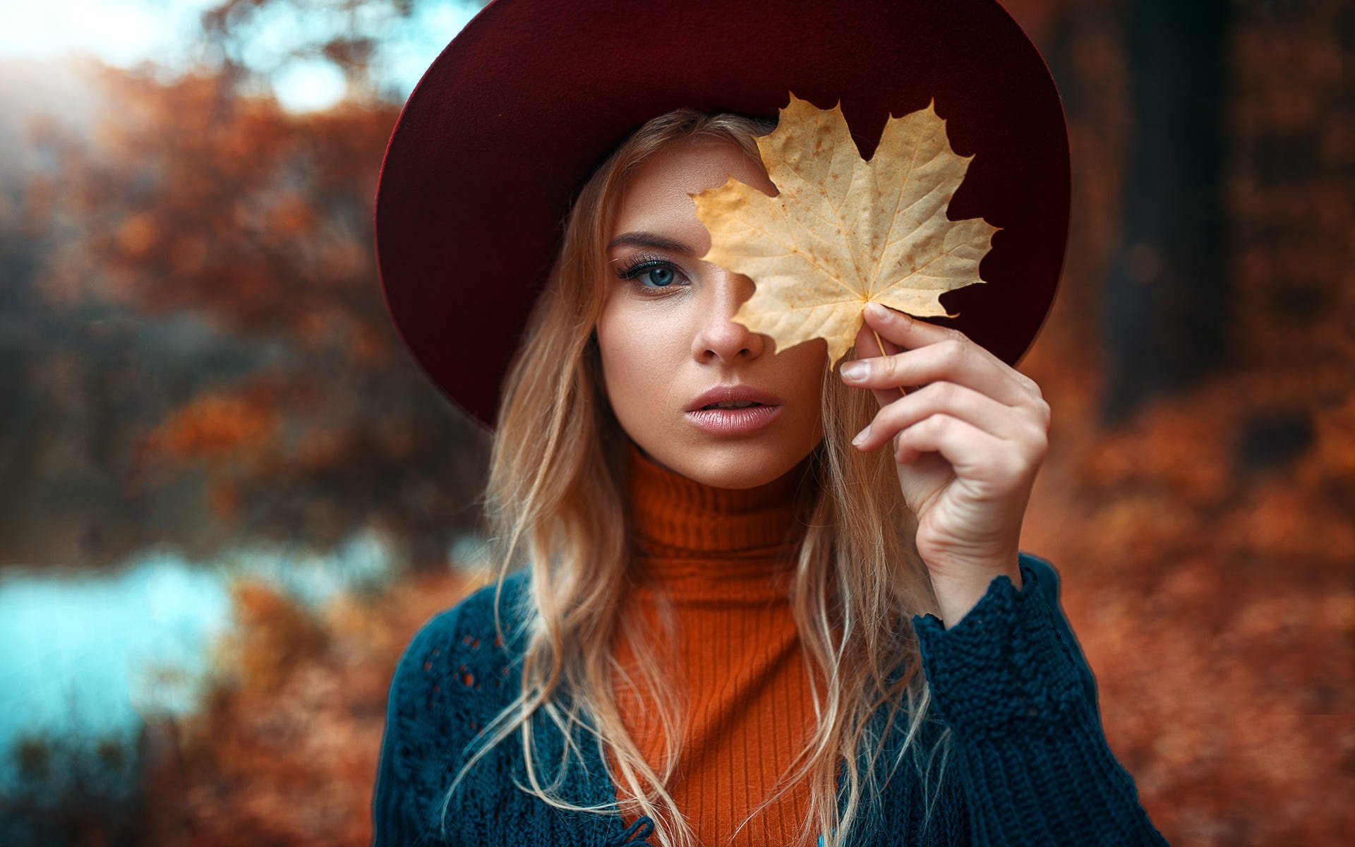 Красивые женщины осень. Девушка осень. Осенние головные уборы. Осенний портрет. Девушка осенью.