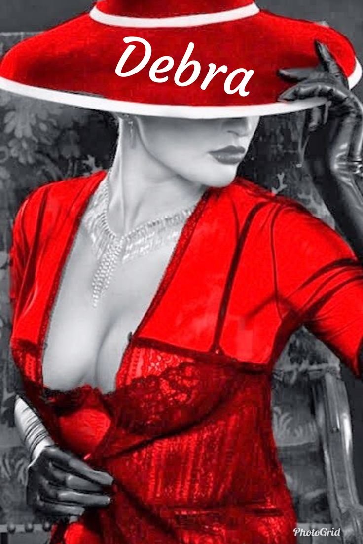 Слушать леди в красном. Женщина в красной шляпе. Девушка в Красном. Дамамв красной шляпе. Дама в черной шляпе.