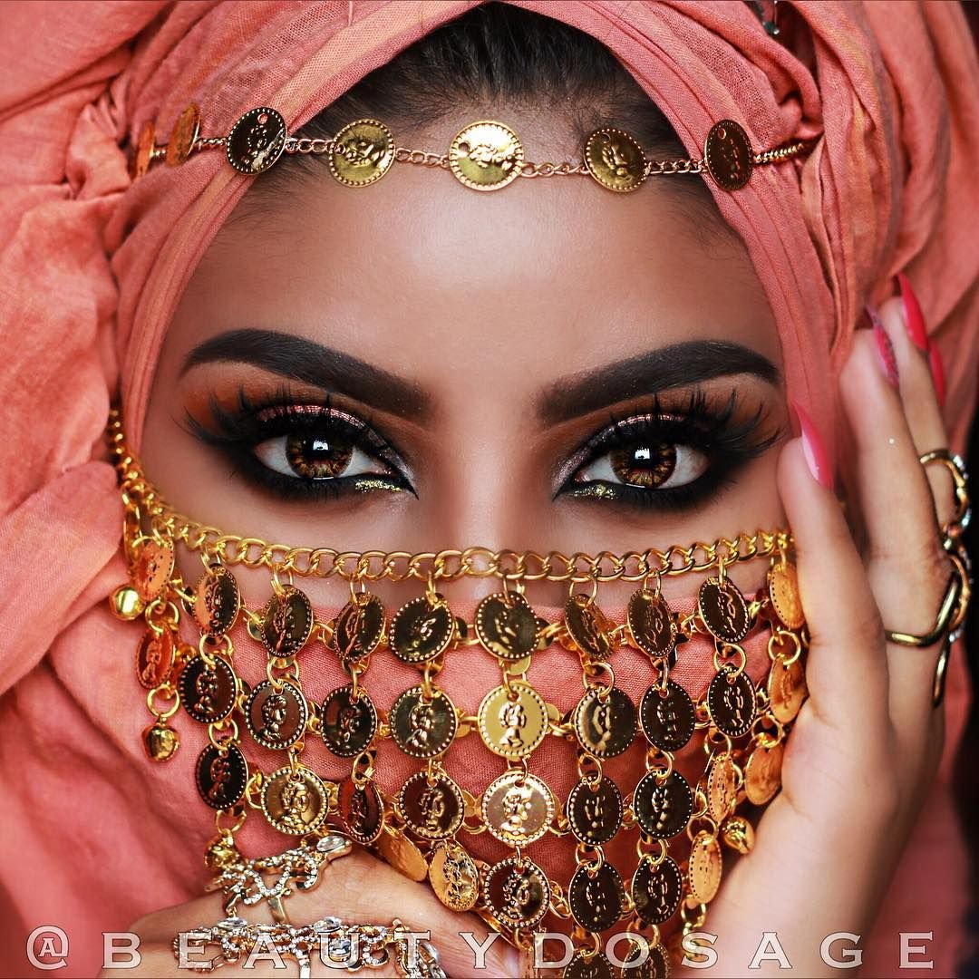 Красивое арабское видео. Восточный макияж глаз Жади. Арабский макияж глаз Жади. Макияж 2022 Жади.