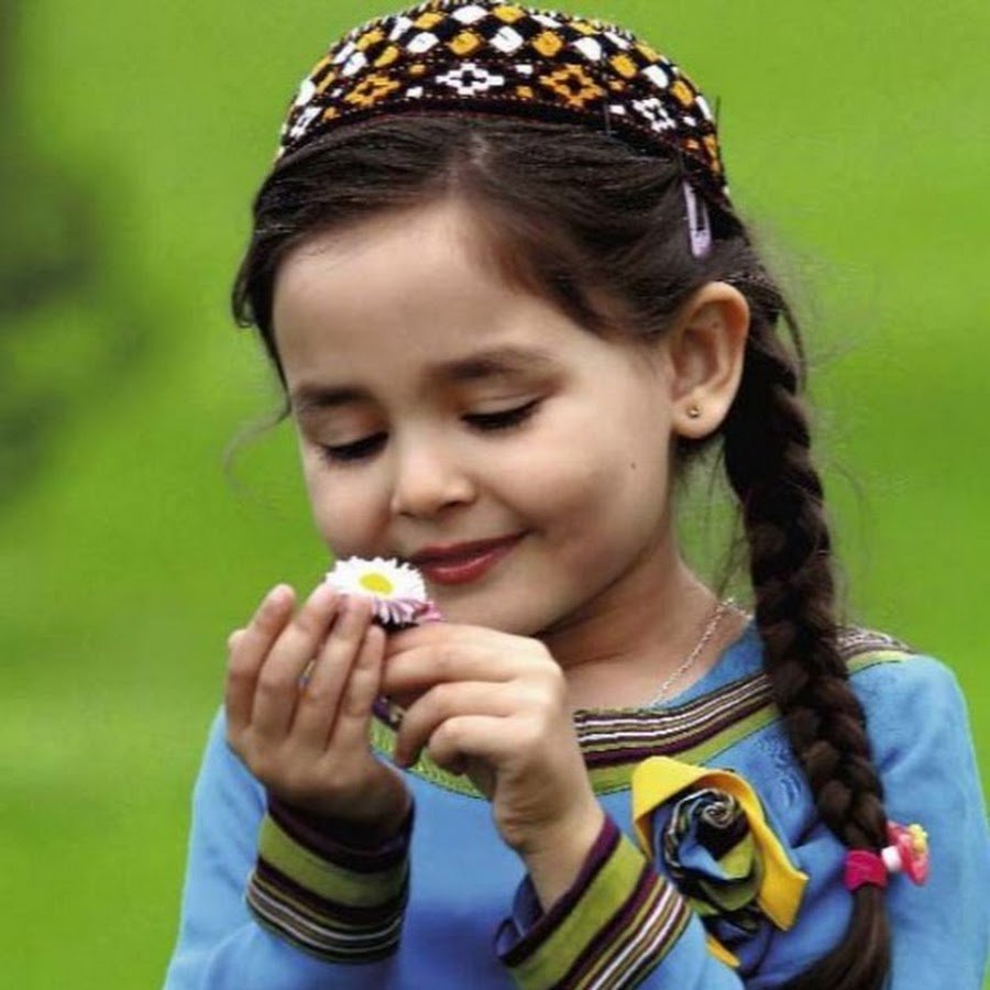 Узбекская туркменская. Узбекские дети. Узбекские девочки. Туркменские девушки. Туркменские дети.