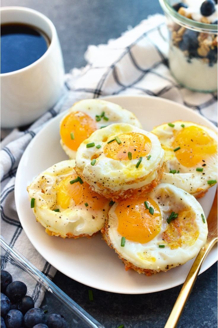 Блюда из яиц. Блюда из запеченных яиц. Необычный завтрак из яиц. Красивые блюда из яиц. Быстрые блюда на завтрак