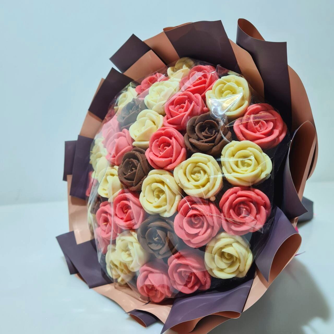 Розы из бельгийского шоколада
